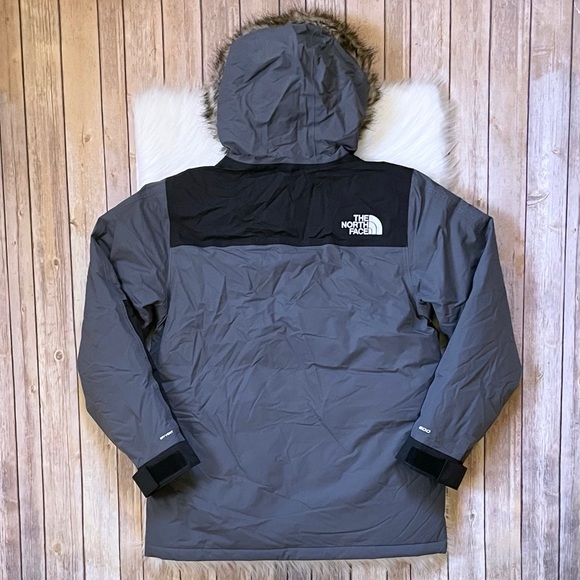 The North Face Men’s McMurdo Waterproof Parka In Vanadis Grey - Picture 7 of 9